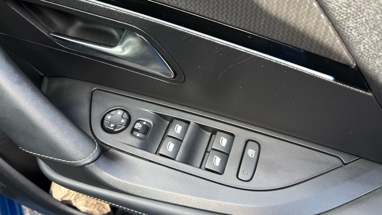 Peugeot 2008 100kW GT 50kWh 5dr Auto Electric Estate